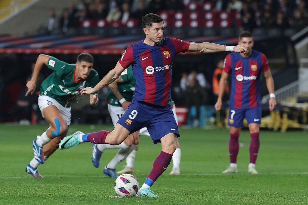 Nhận định soi kèo Barcelona vs Alaves lúc 20h00 ngày 2/2/2025 nhan-dinh-soi-keo-barcelona-vs-alaves-luc-20h00-ngay-2-2-2025-1