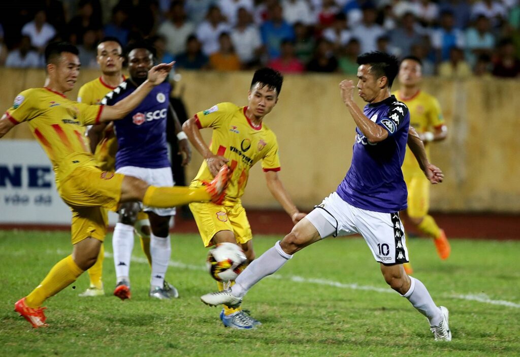 Tỉ lệ kèo Nam Định vs Hà Nội nhan-dinh-soi-keo-nam-dinh-vs-ha-noi-luc-18h00-ngay-5-2-2025-2