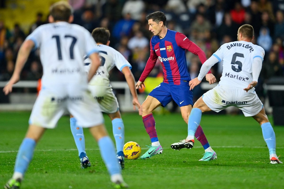 Nhận định soi kèo Barcelona vs Girona lúc 21h15 ngày 30/3/2025