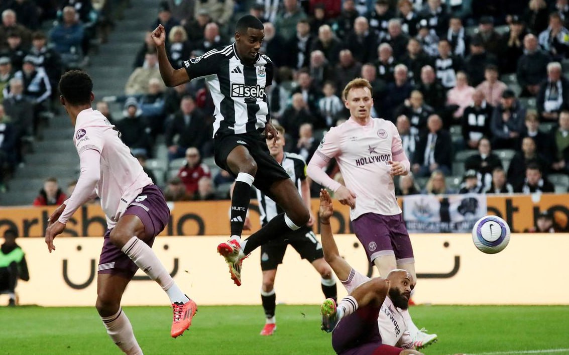 Newcastle United vs Brentford (01:45 &#8211; 03/04) | Xem lại trận đấu
