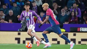 Real Valladolid vs Barcelona (02:00 – 04/05) | Xem lại trận đấu