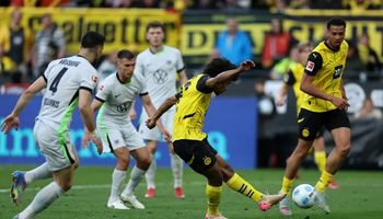 Dortmund vs VfL Wolfsburg (23:30 – 03/05) | Xem lại trận đấu