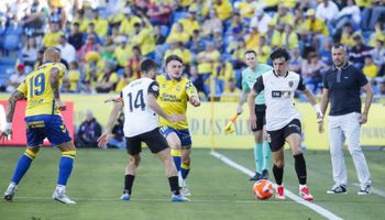 Las Palmas vs Valencia CF (23:30 – 03/05) | Xem lại trận đấu
