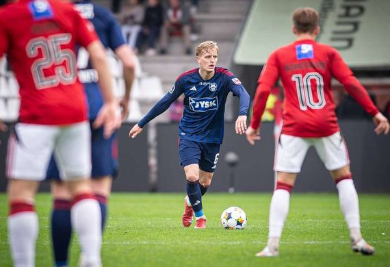 Nhận định soi kèo Vejle vs Lyngby lúc 0h00 ngày 13/5/2025